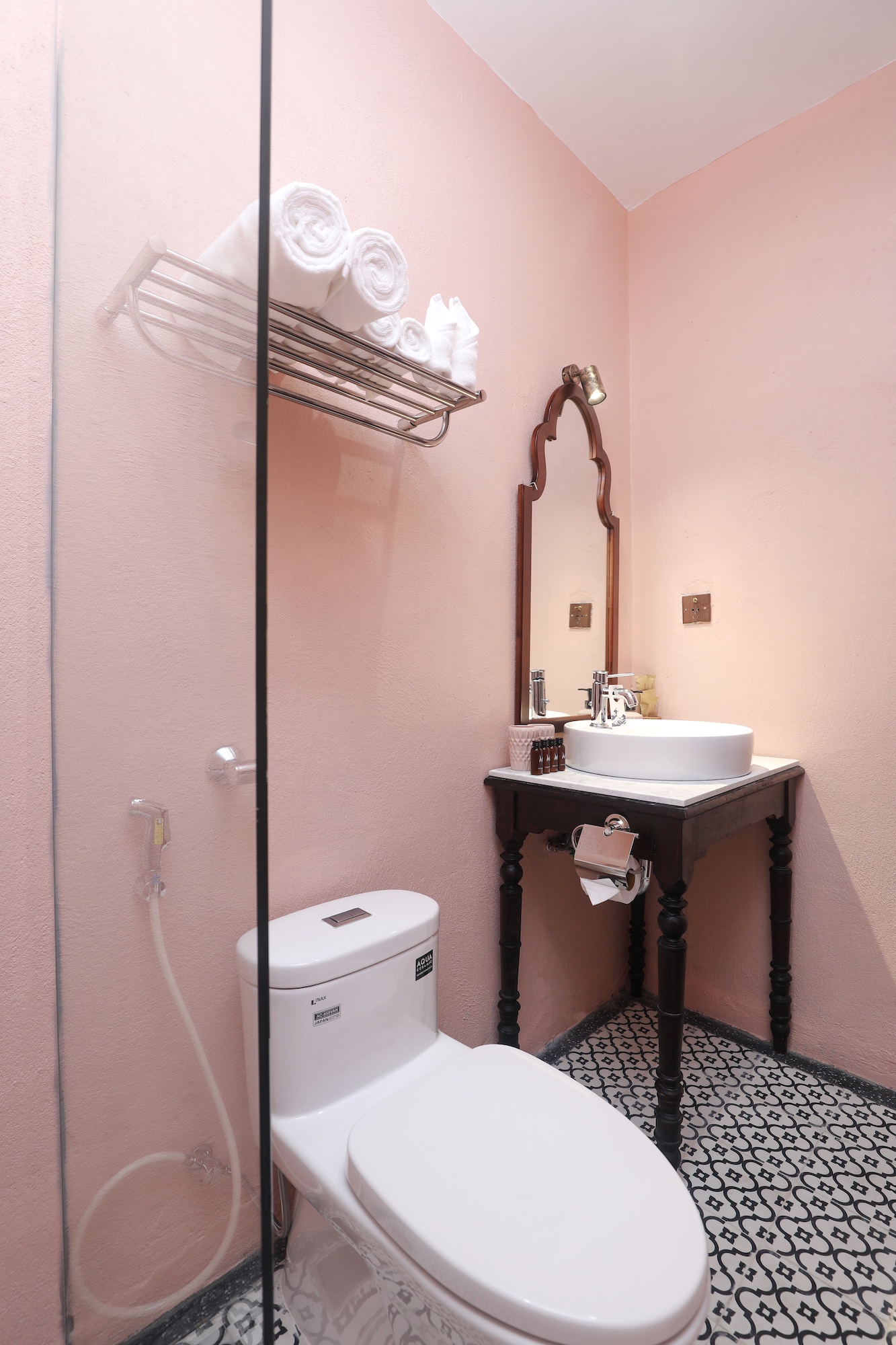 Phòng Mập Mờ secondary image 2